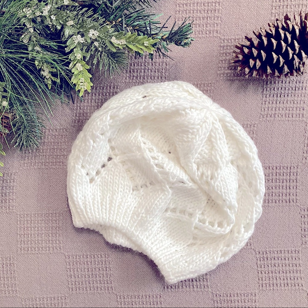 White Crotchet Winter Beret/Hat
